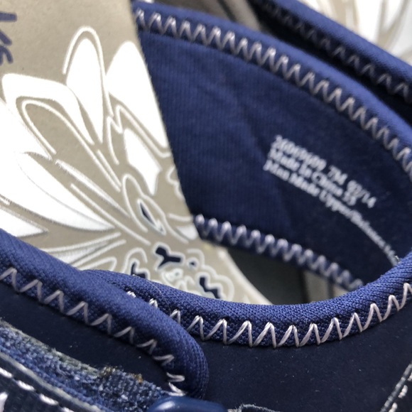 New women’s Clark’s sandals 7 - Picture 7 of 7